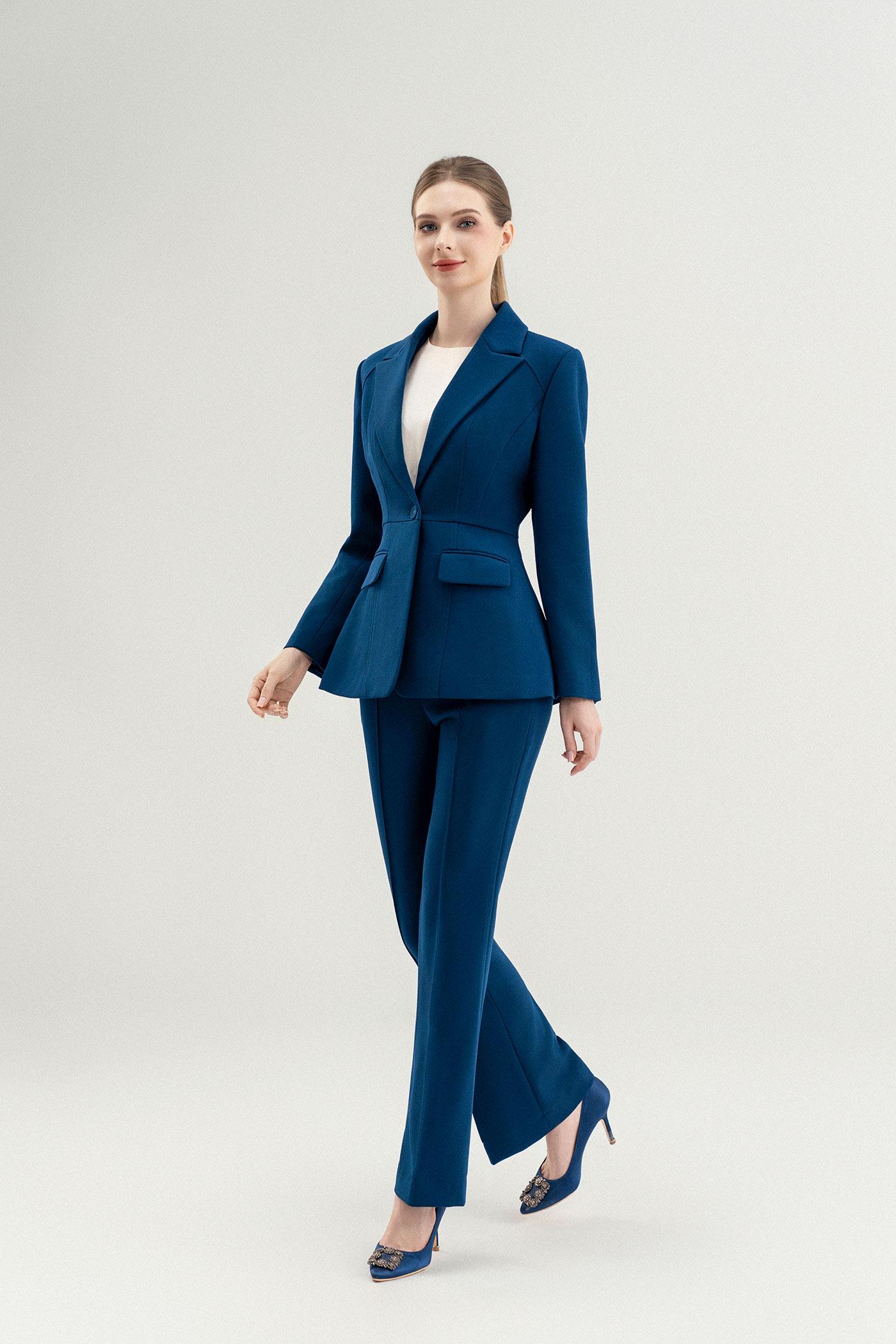 Bộ Suit Nữ Blazer Dáng Ôm & Quần Ống Loe – Xanh Teal