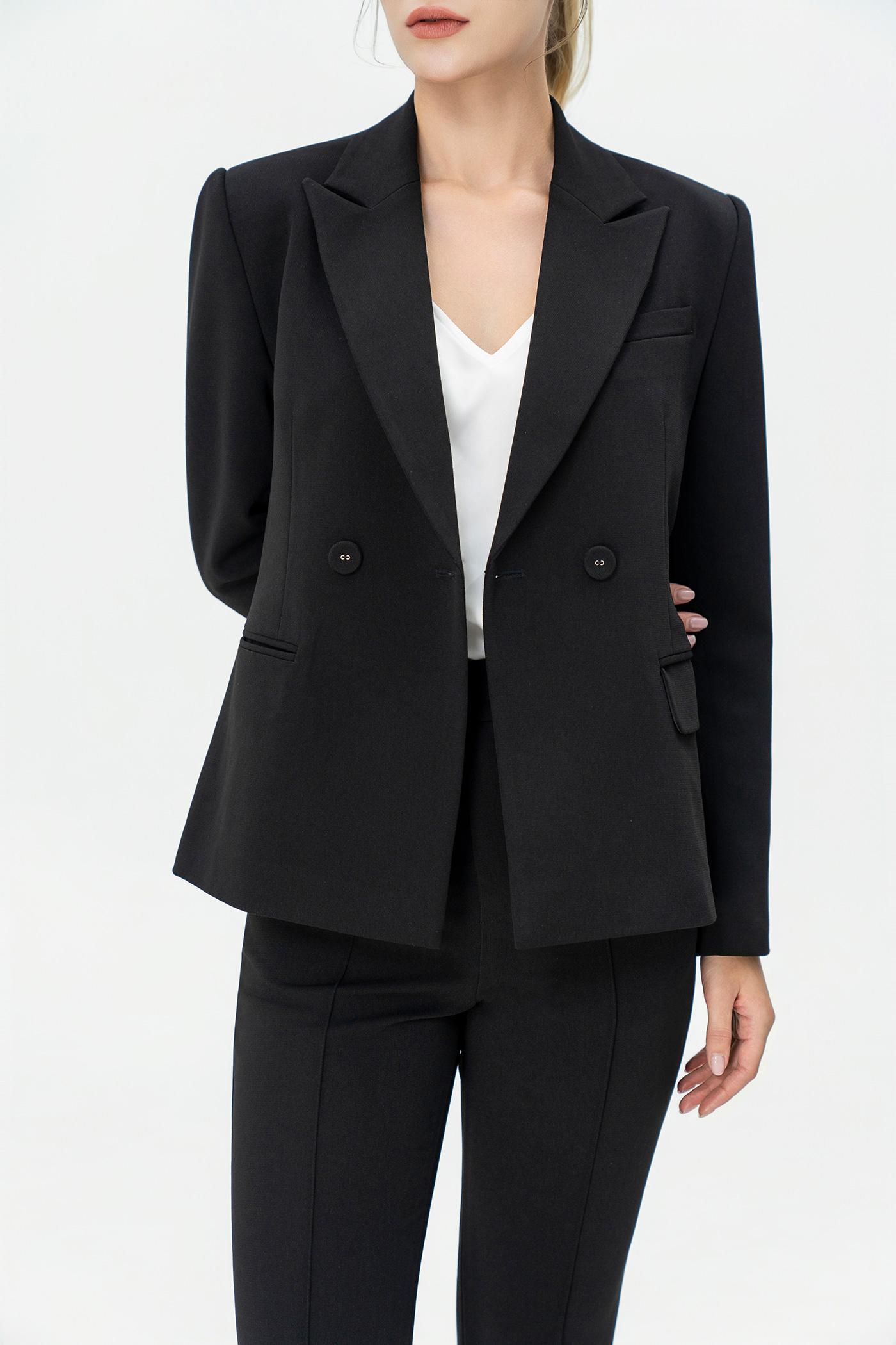 Bộ Blazer Dáng Suông & Quần Ống Loe