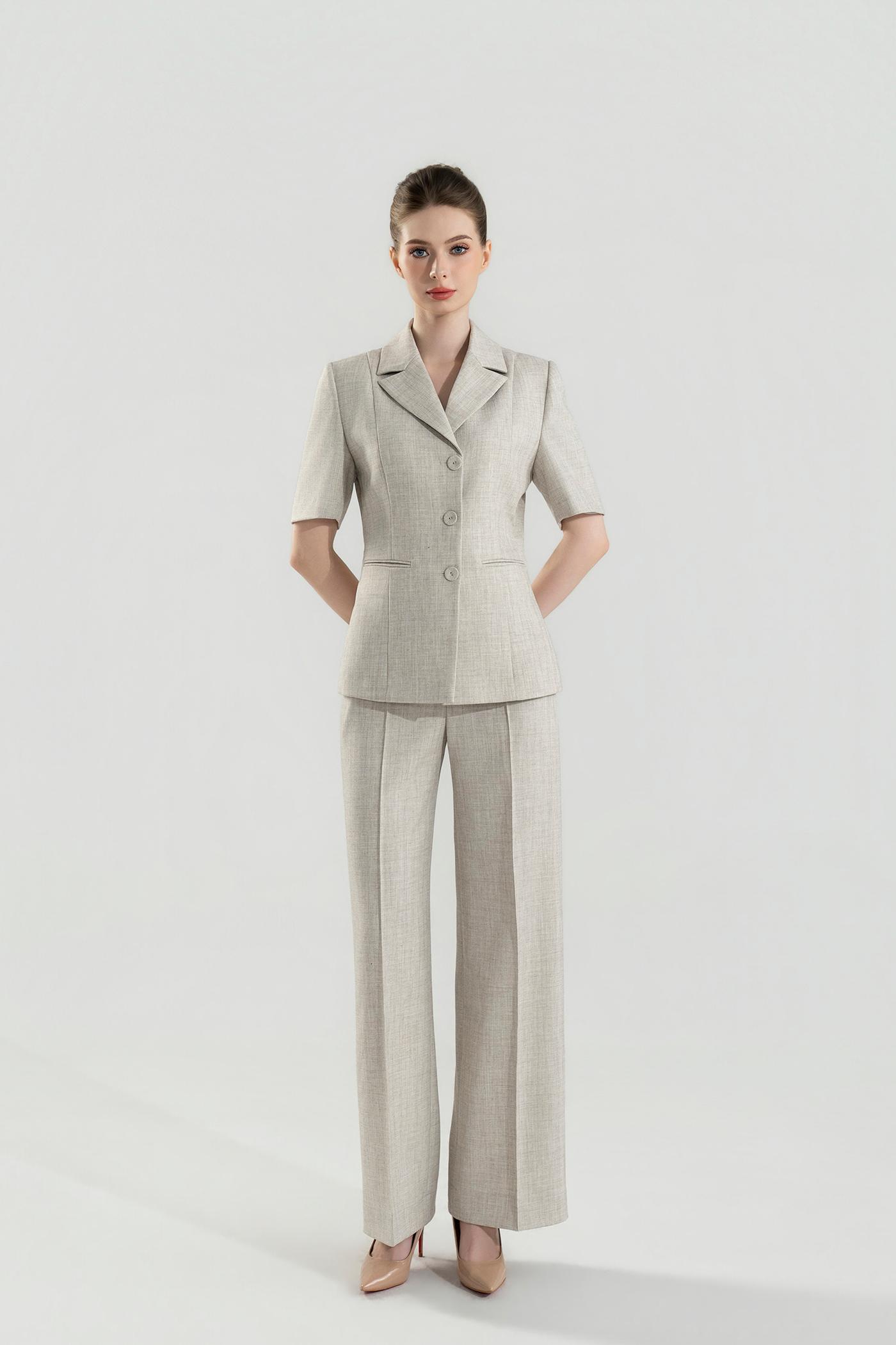 Bộ Suit Tay Ngắn Phom Đứng Màu Be