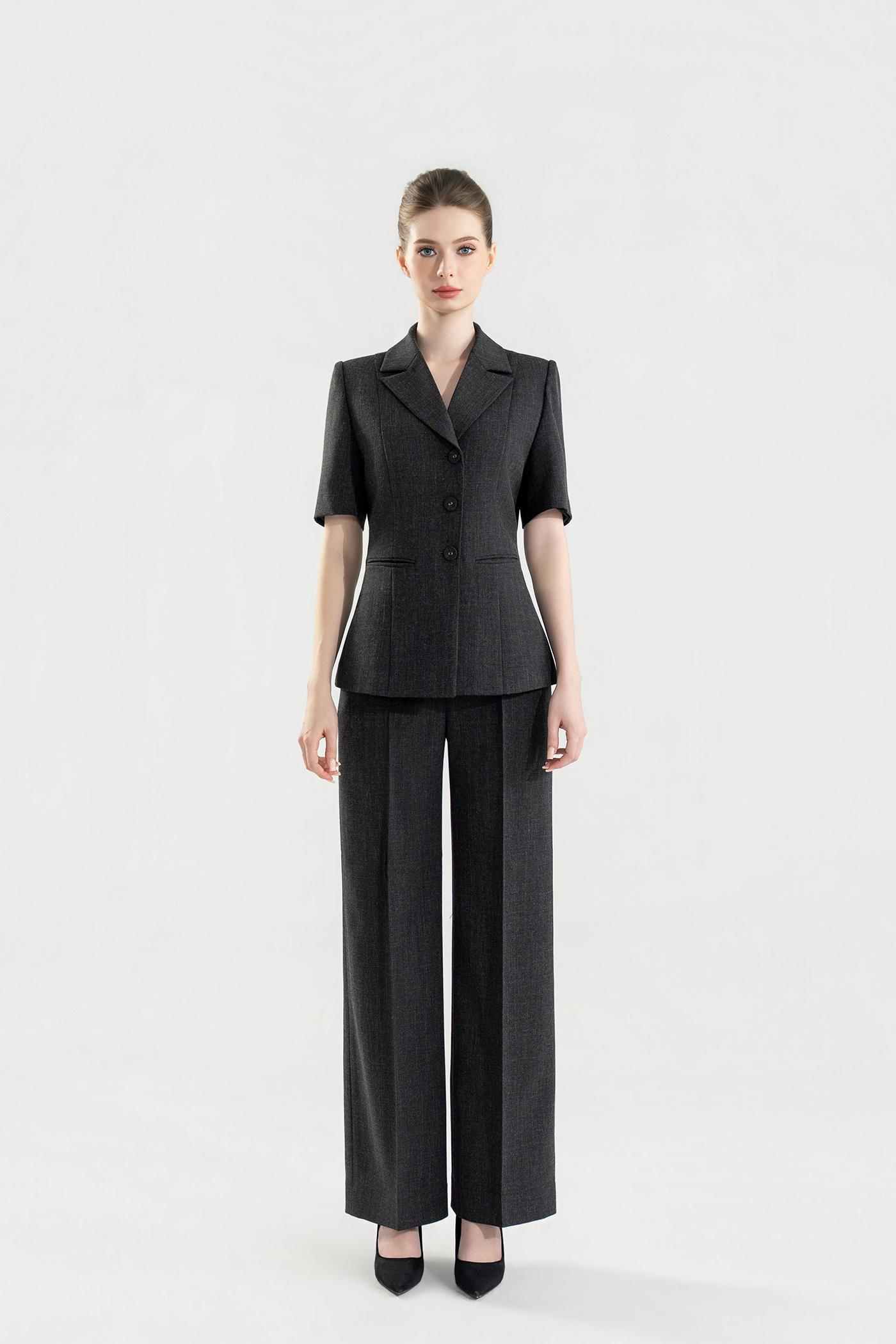 Bộ Suit Tay Ngắn Phom Đứng Màu Xám Than