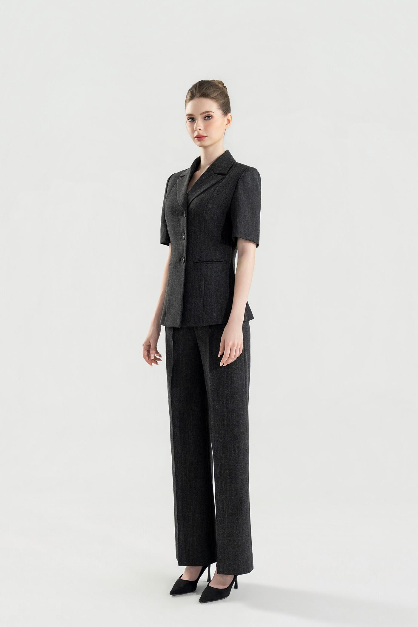 Bộ Suit Tay Ngắn Phom Đứng Màu Xám Than