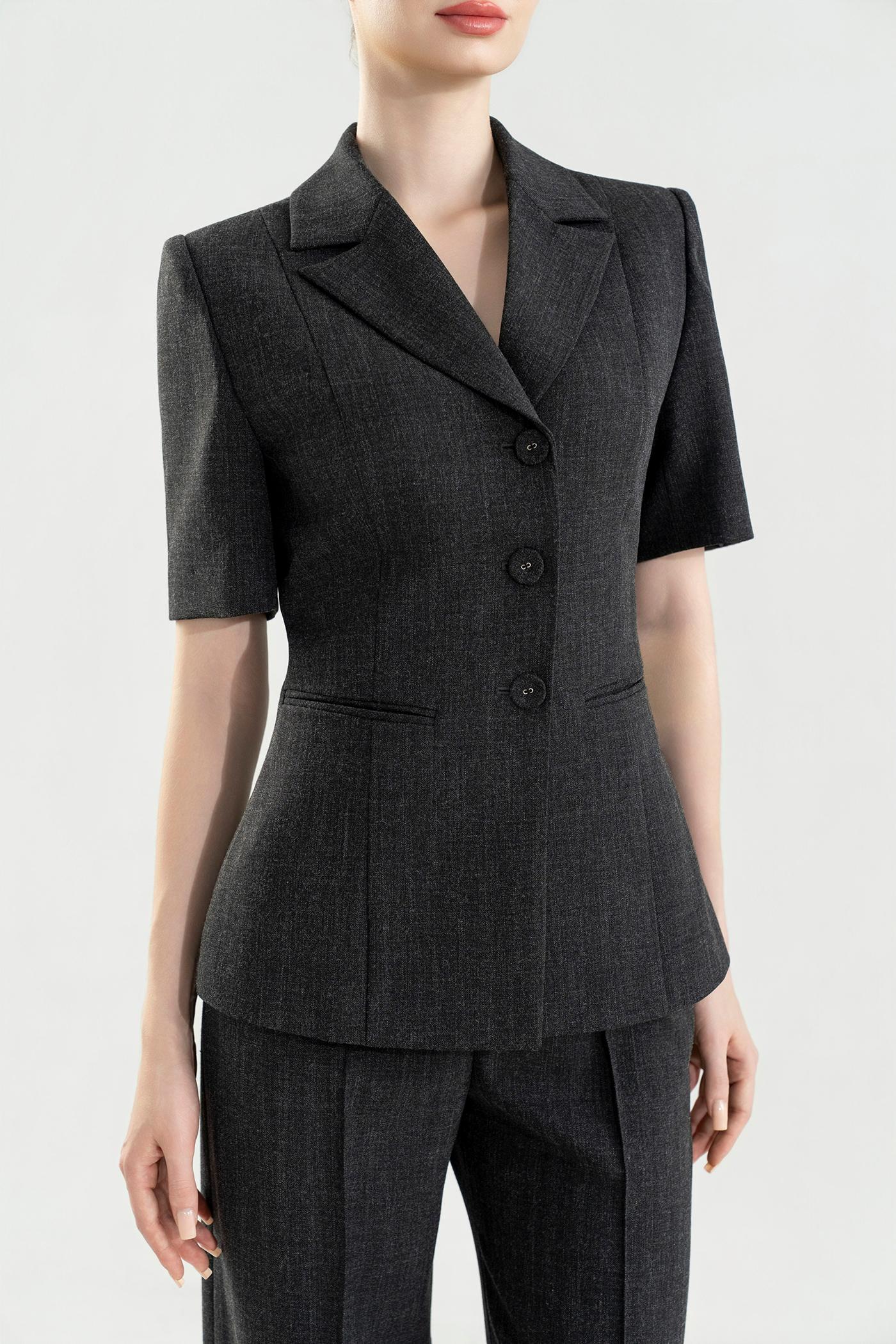Bộ Suit Tay Ngắn Phom Đứng Màu Xám Than