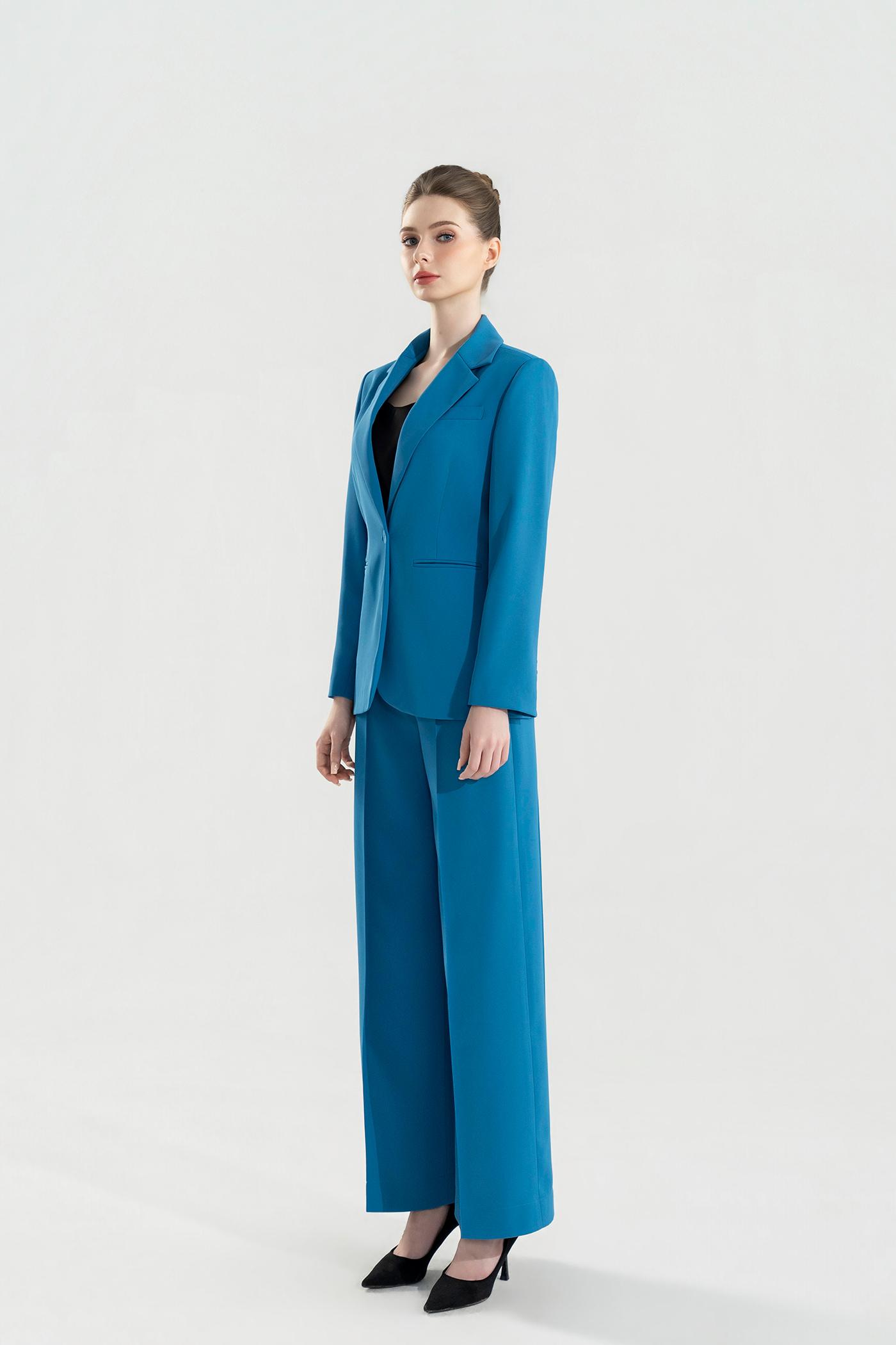 Bộ Suit Dài Tay Phom Đứng Màu Xanh Dương