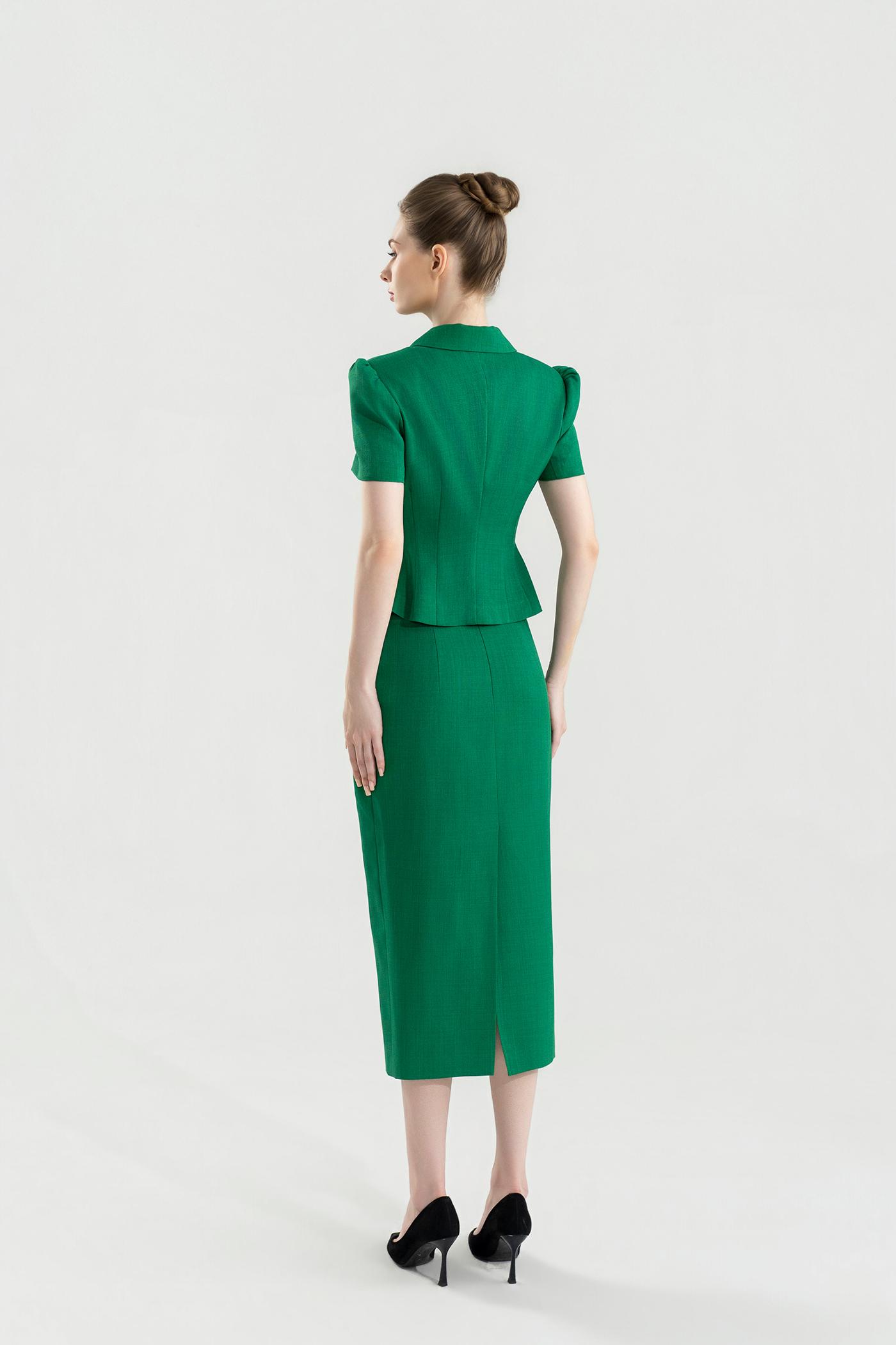 Bộ Suit Chân Váy Cổ Sen Màu Xanh Lá