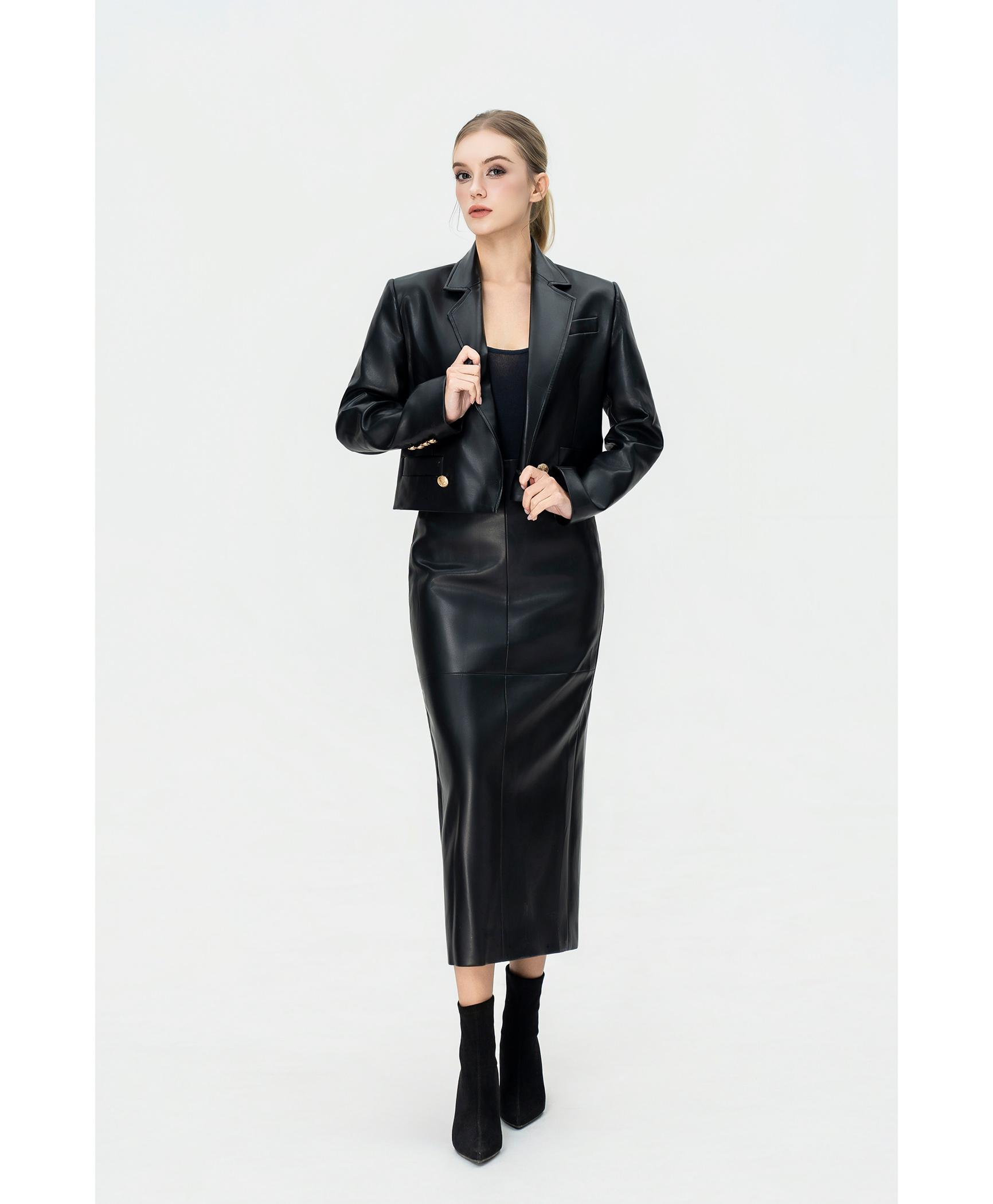 Bộ Blazer Cropped & Chân Váy Dài Da PU