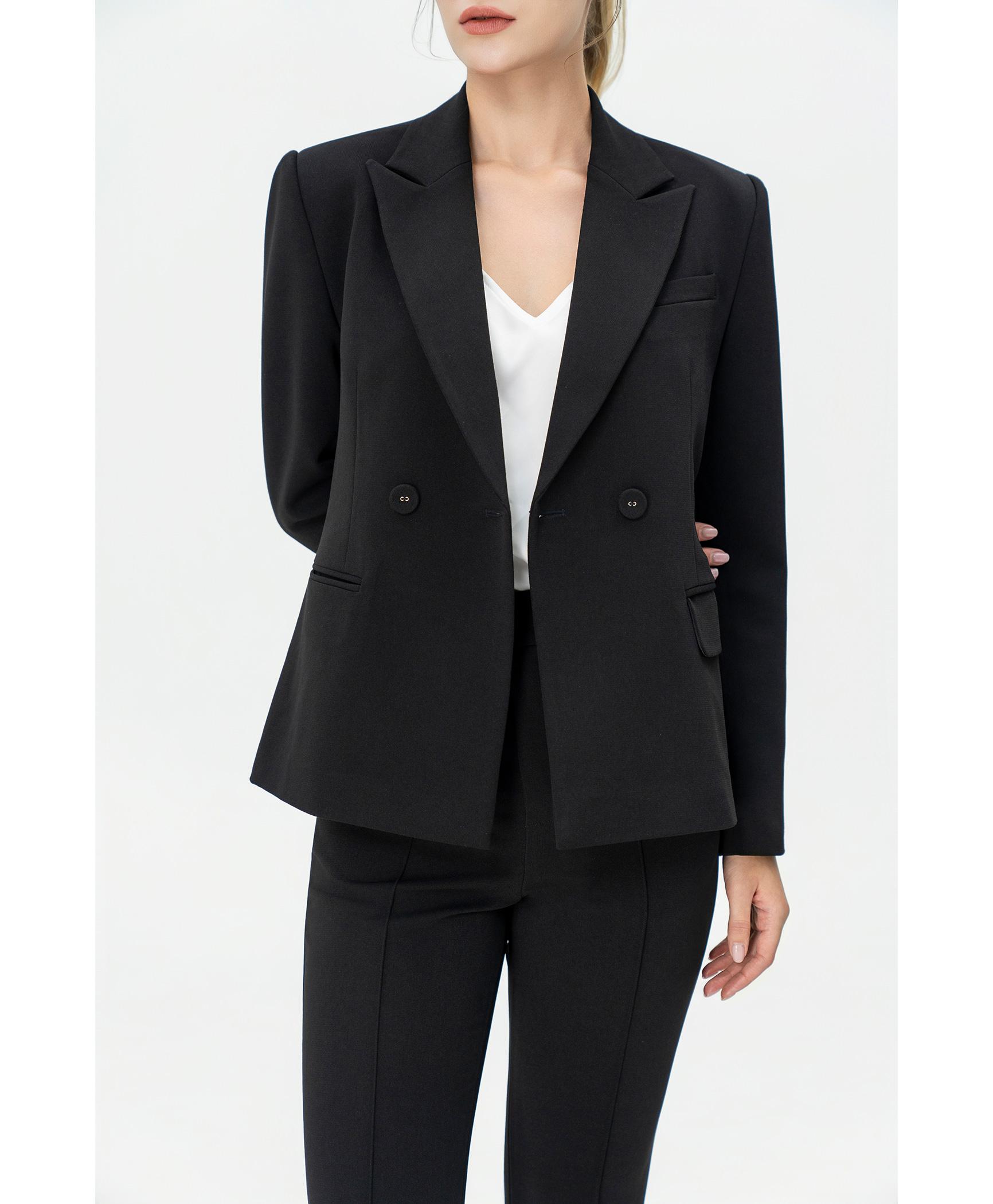 Bộ suit nữ quần ống loe đen blazer hai hàng khuy