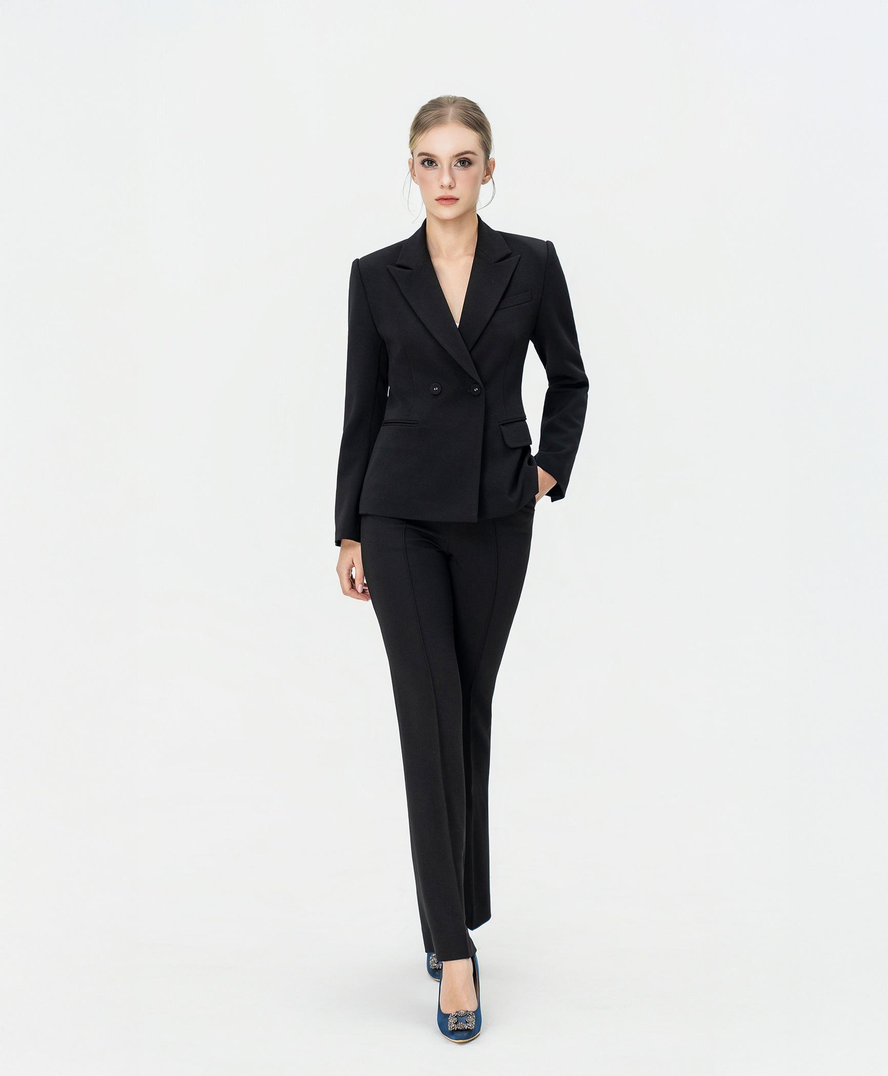Bộ suit nữ quần ống loe đen blazer hai hàng khuy