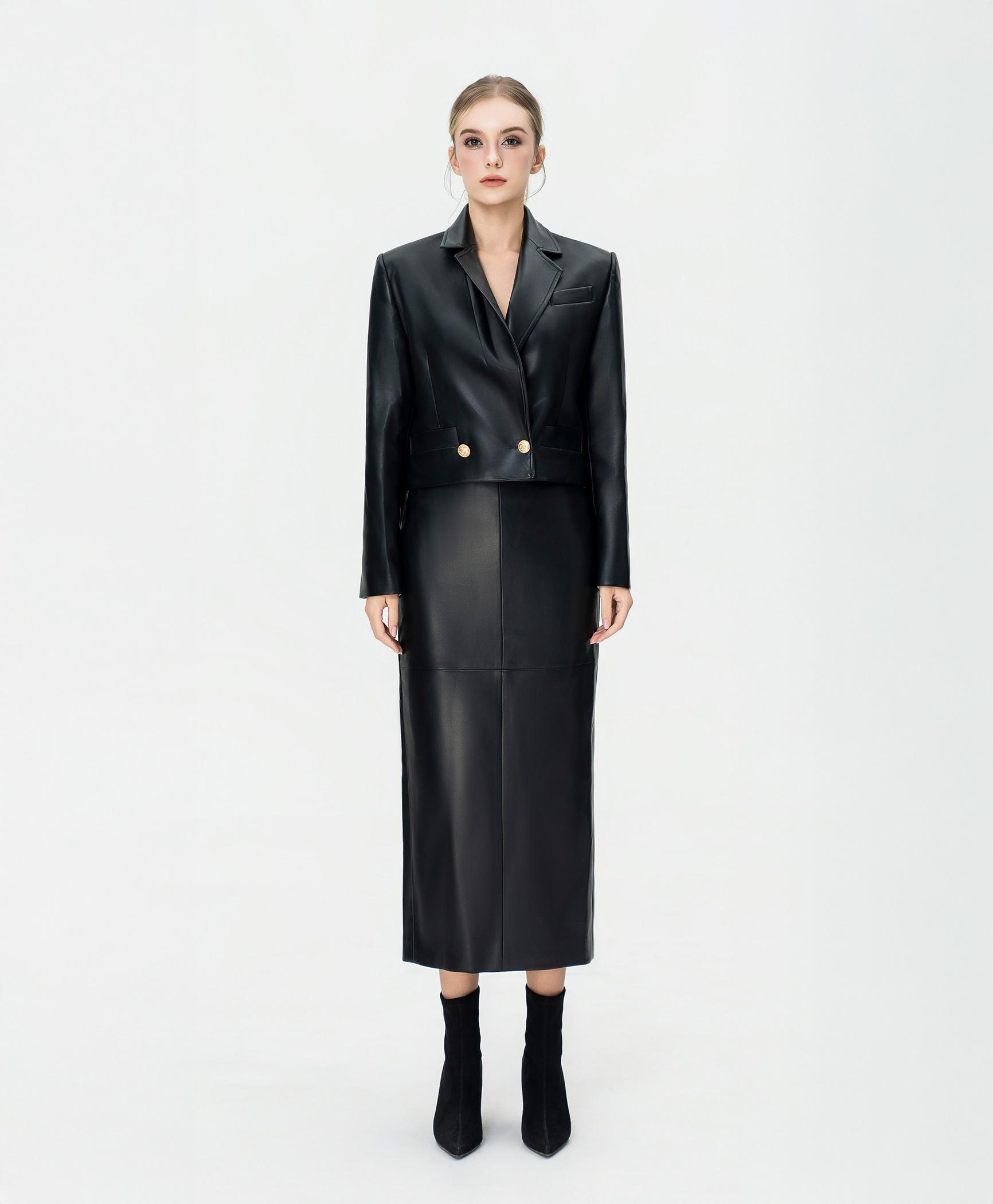 Bộ suit nữ chân váy da PU đen blazer dáng ngắn