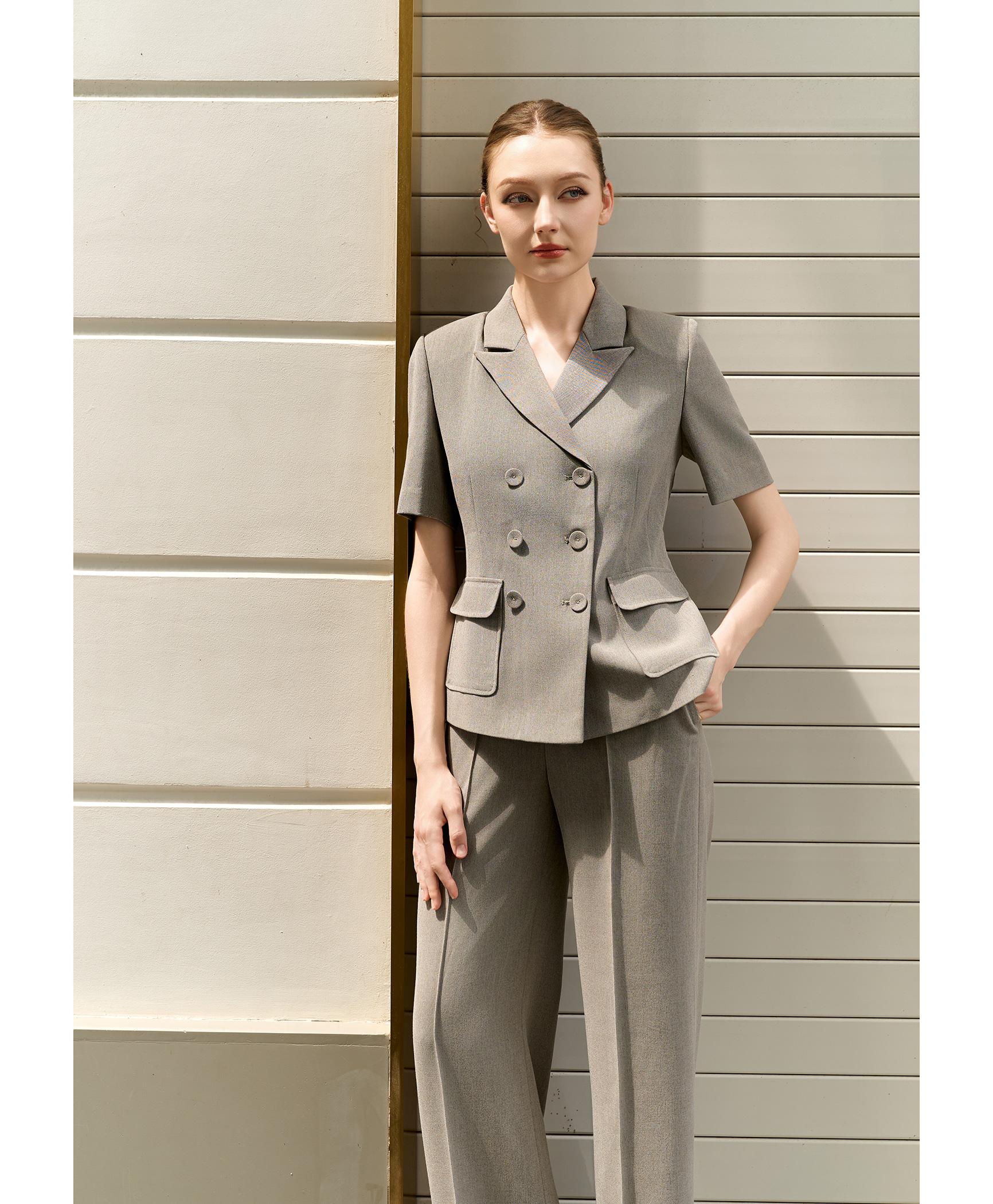 Bộ suit quần nữ tay ngắn xám ghi