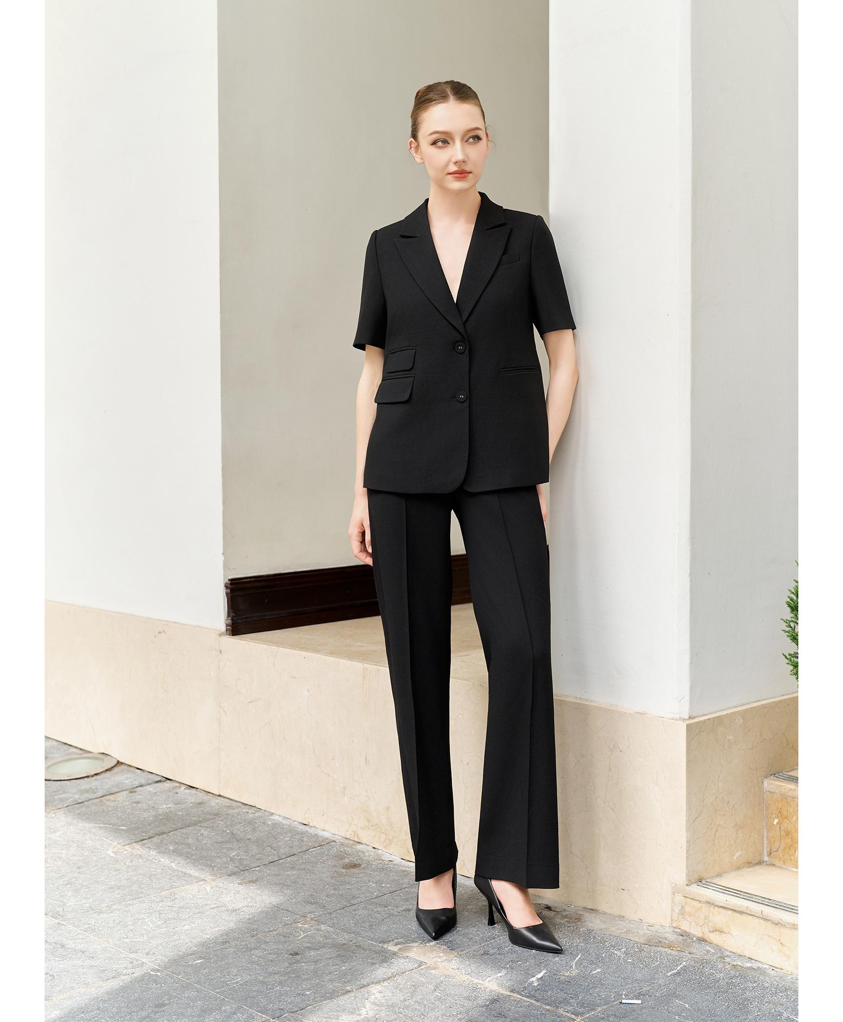 Bộ suit quần nữ tay ngắn màu đen